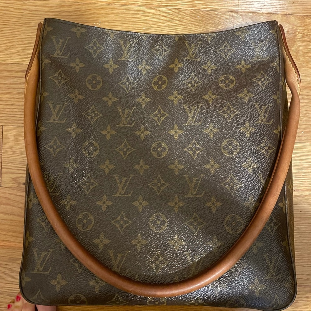 Louis Vuitton Monogram Looping GM